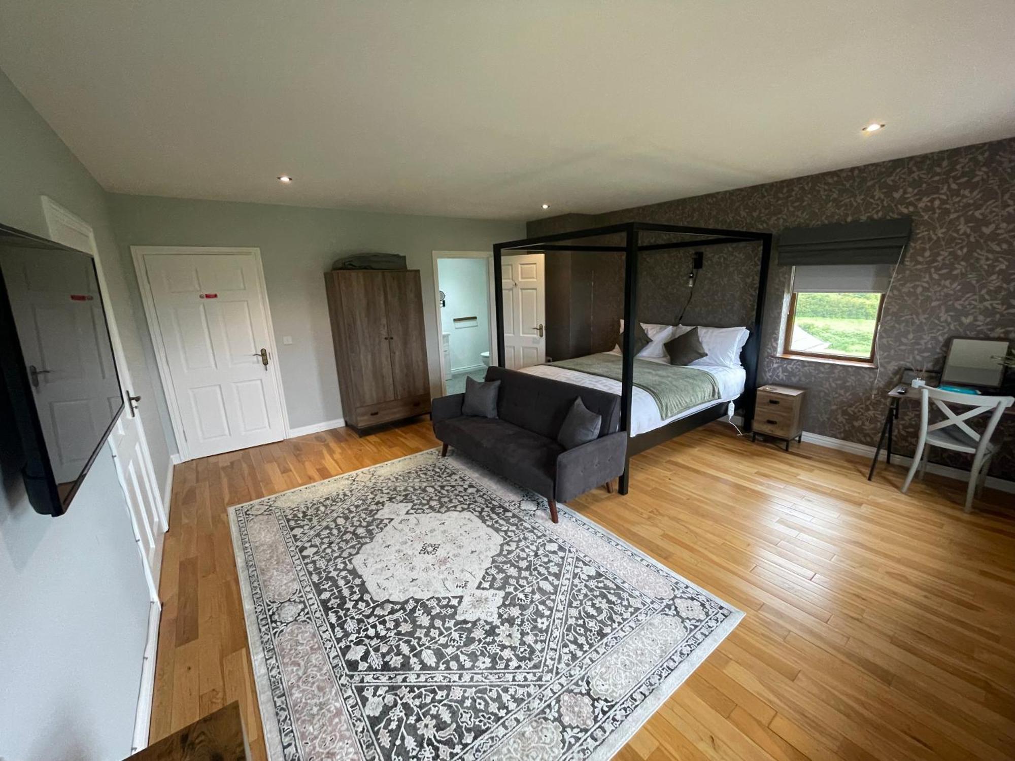 Carnbore House Bnb Бушмілс Екстер'єр фото