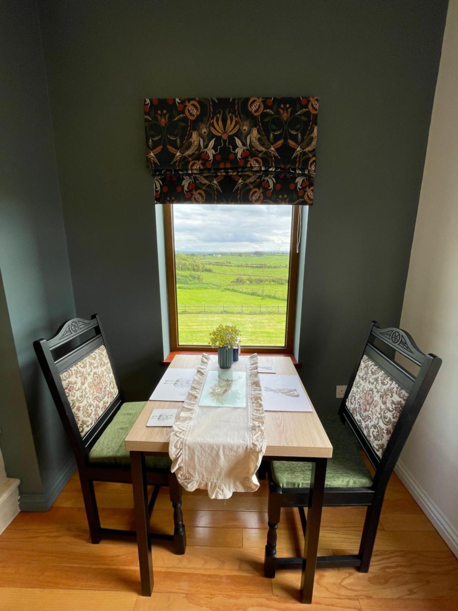 Carnbore House Bnb Бушмілс Екстер'єр фото