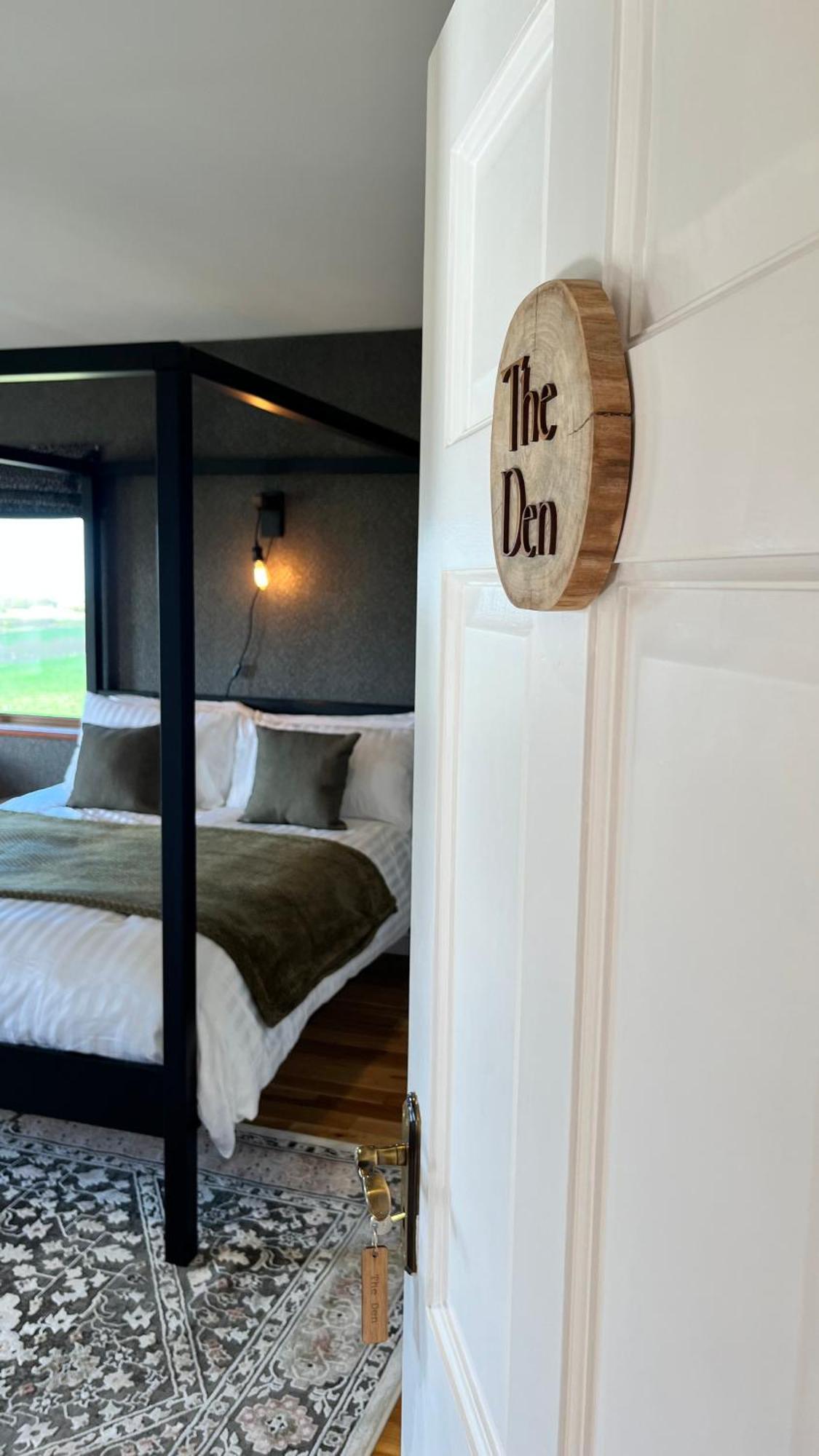 Carnbore House Bnb Бушмілс Екстер'єр фото