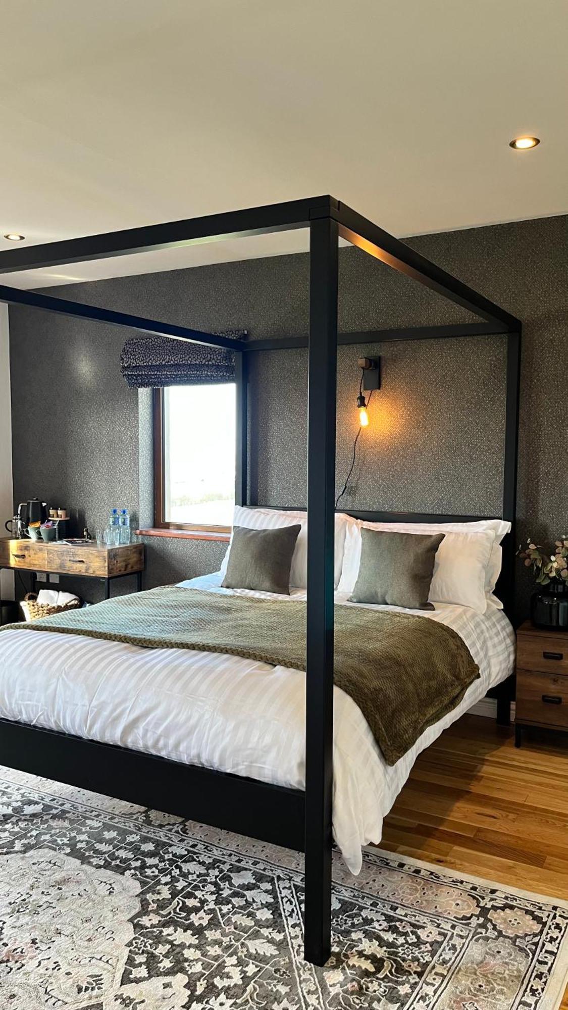 Carnbore House Bnb Бушмілс Екстер'єр фото