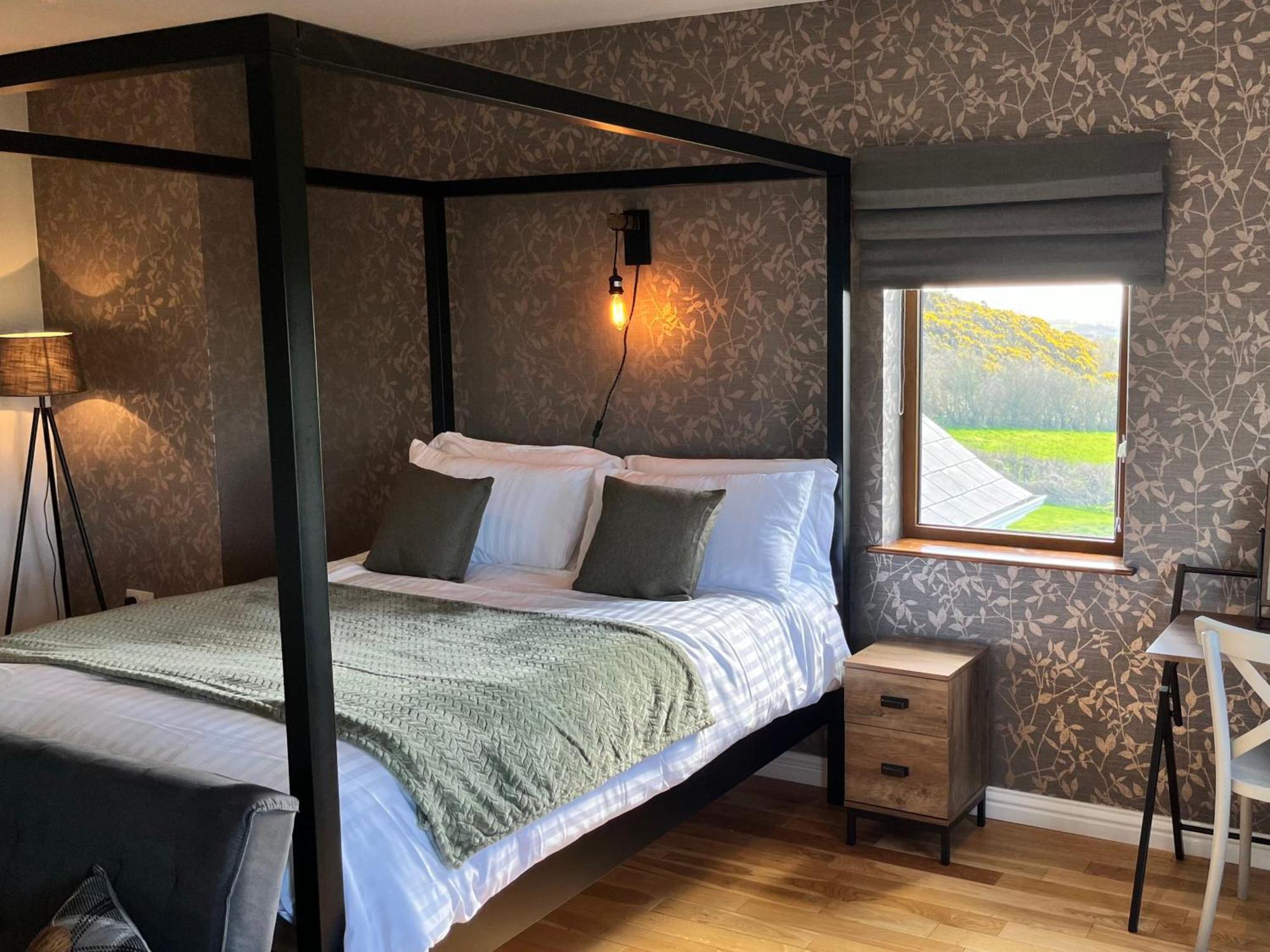 Carnbore House Bnb Бушмілс Екстер'єр фото
