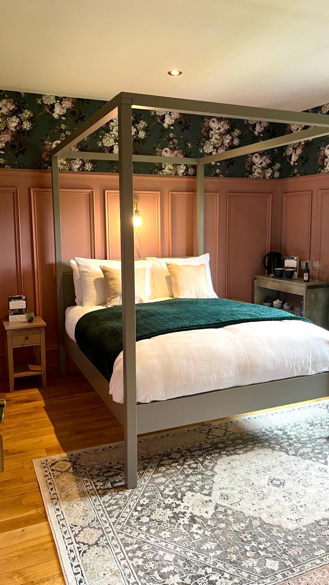 Carnbore House Bnb Бушмілс Екстер'єр фото