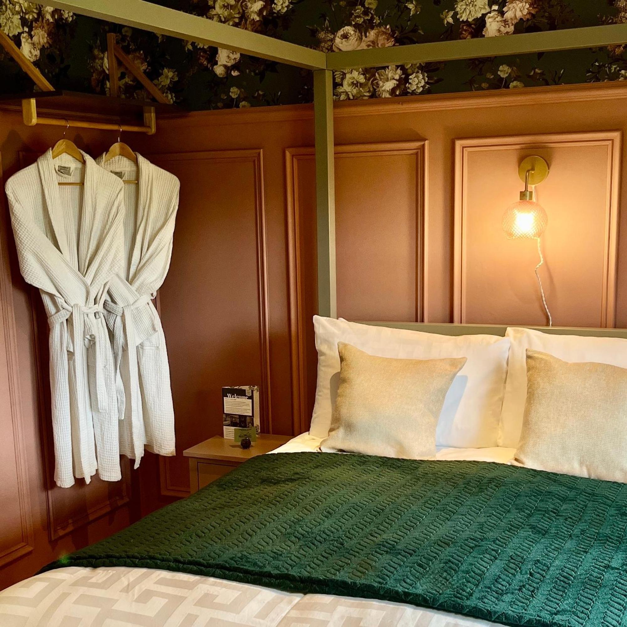 Carnbore House Bnb Бушмілс Екстер'єр фото